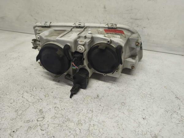 PHARE AVANT GAUCHE VOLVO - Vue 2